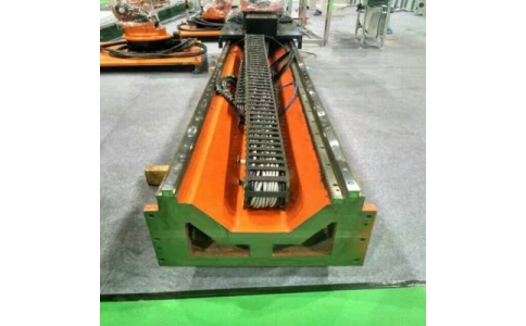 機(jī)器人第七軸